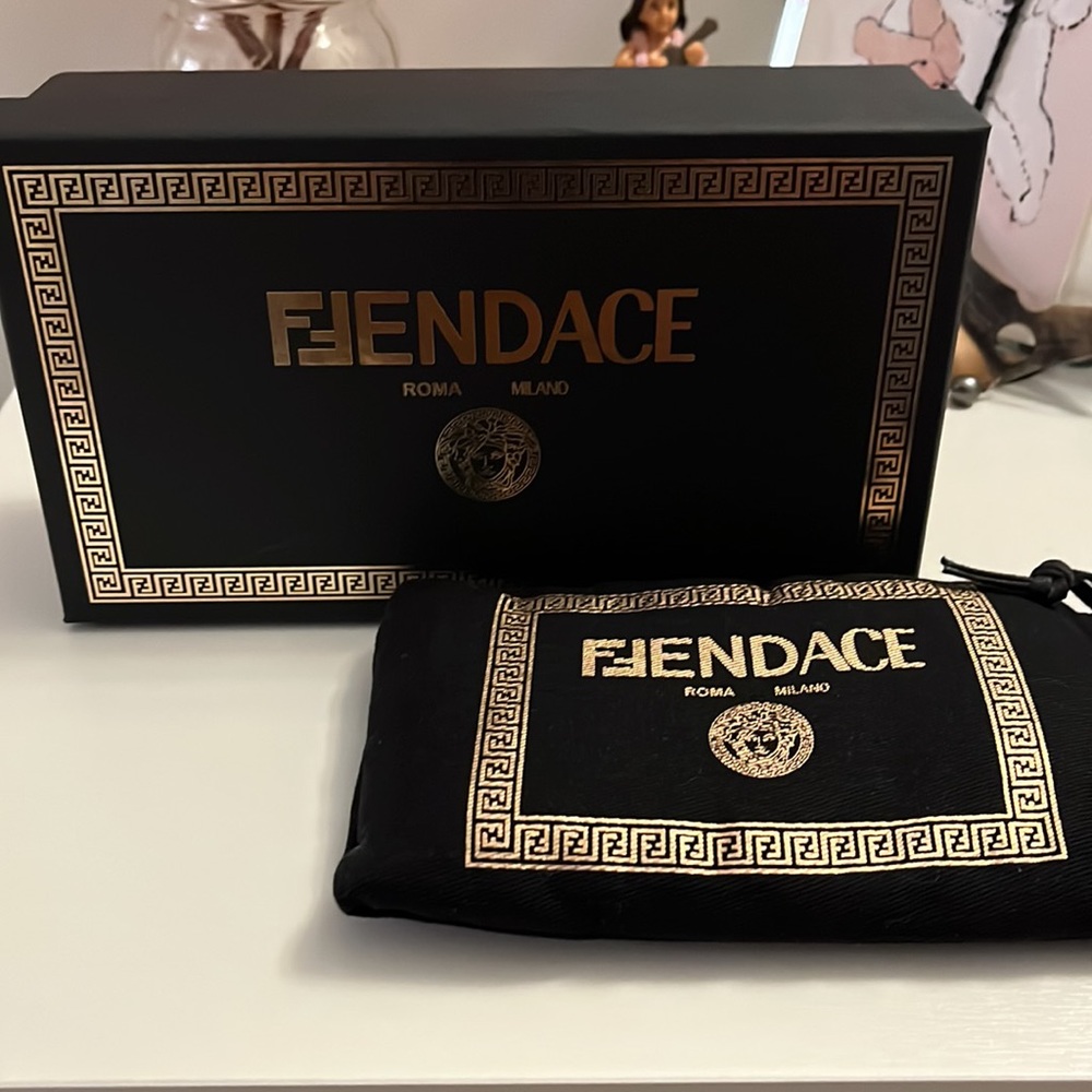 Fendace Sunglasses Case
